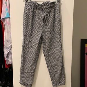 Gingham cropped pants